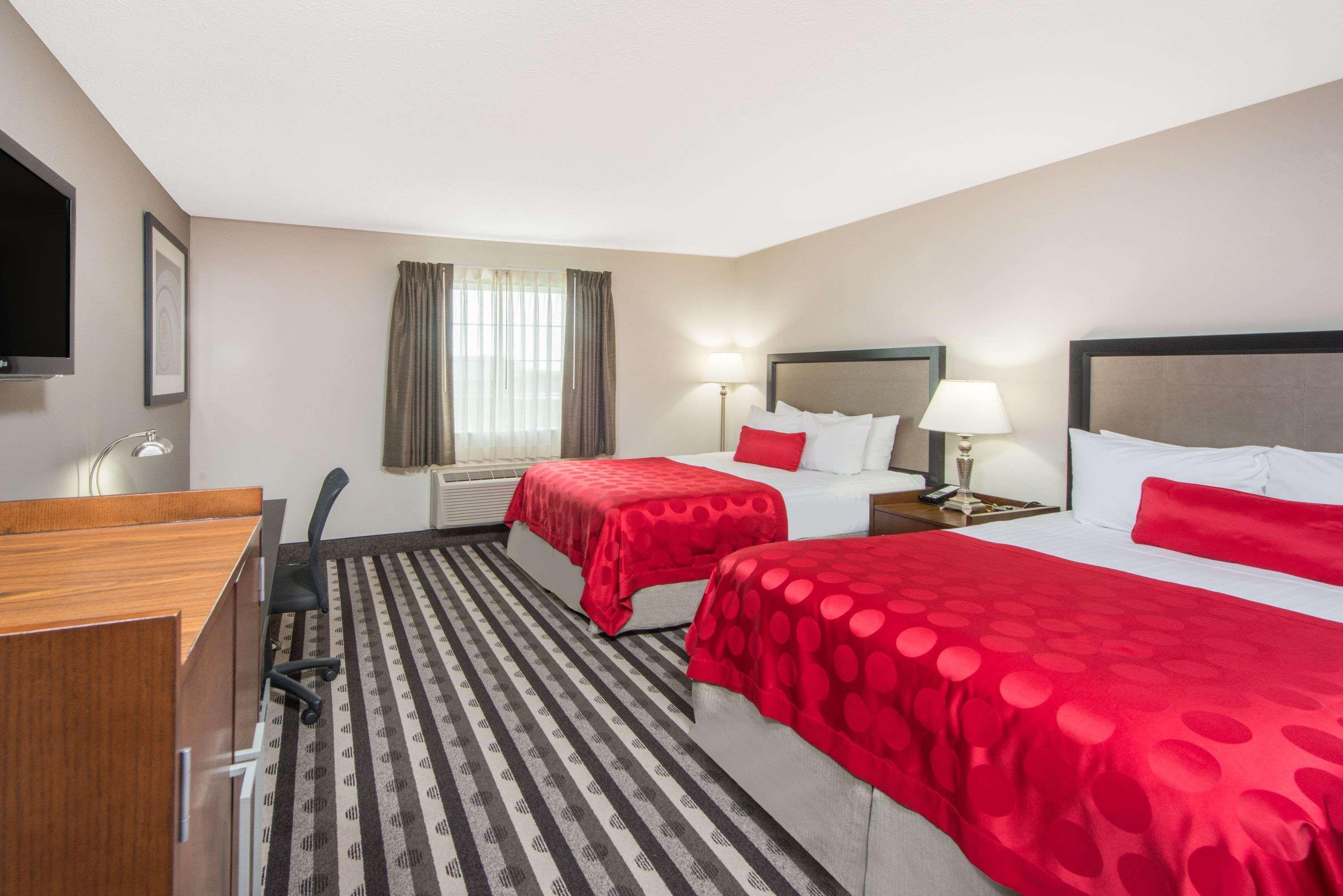 Ramada By Wyndham Springfield North Hotell Eksteriør bilde